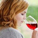 чаша червено вино на ден срещу остеопороза
