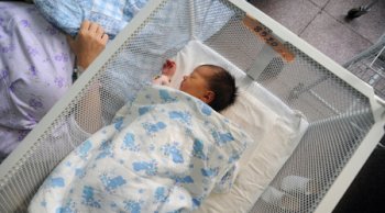 в пловдивската болница проплакаха 10 бебета за 12 часа