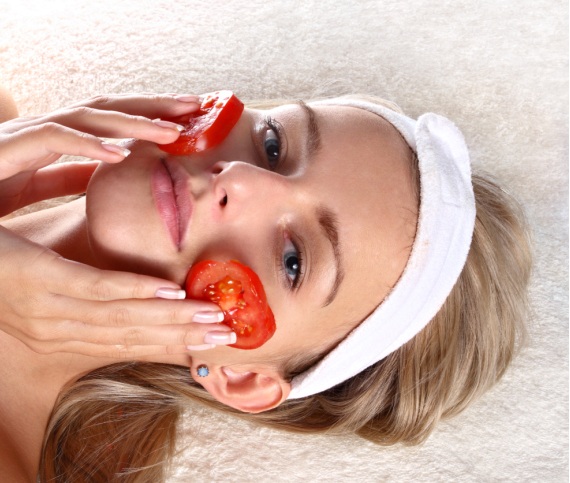 как да използваме доматите за млада и красива кожа