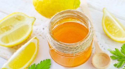 маска от мед и лимон сваля 10 години от лицето ви