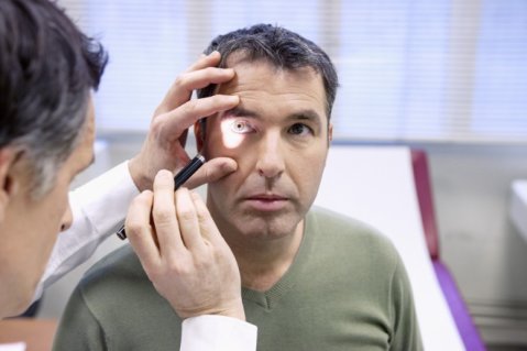 има ли право личният лекар да откаже талон за очен лекар