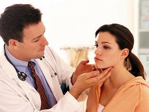 симптомите, които не трябва да игнорирате - задушаване, необясними болки в гърлото, необичайно вагинално кървене ...